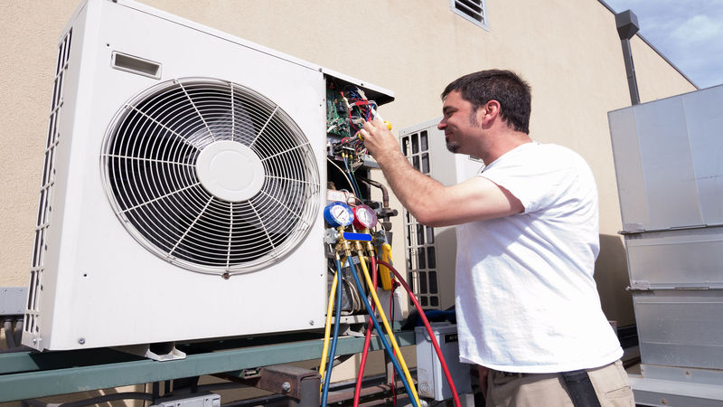 3 Tell tale Signs That an HVAC System in Lincoln Needs Immediate Repairs