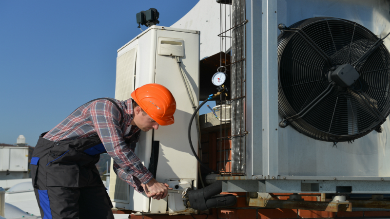 Choosing an Air Conditioning Service in Milwaukee, WI