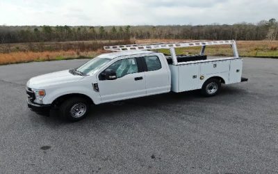 Exploring the Benefits of a Service Body Truck in Georgia